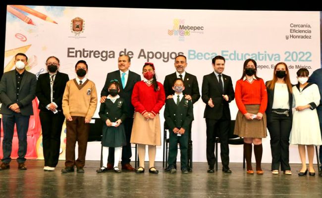 4-mil-becas-metepec