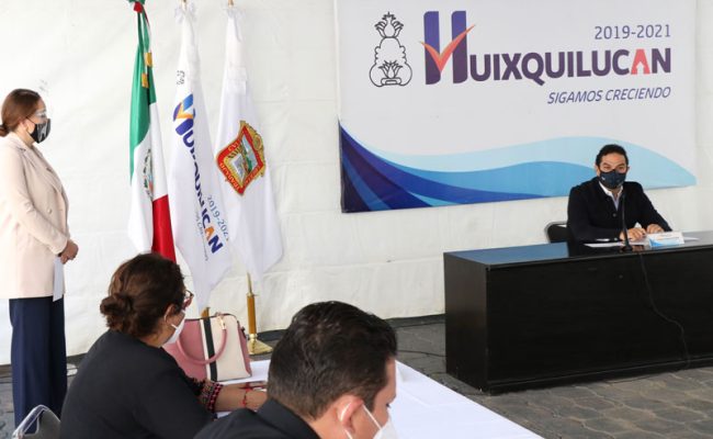 Becas-Huixquilucan