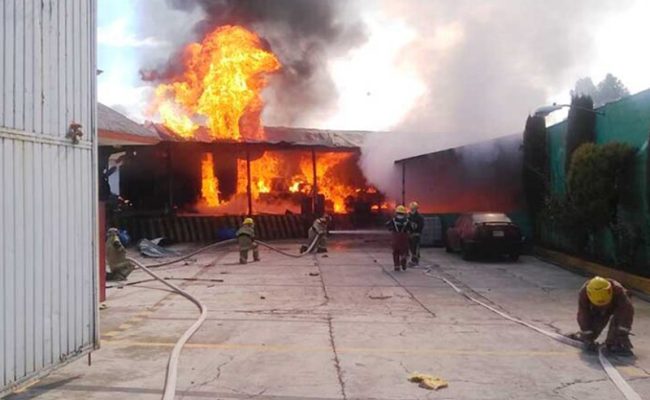 Explosion-Santiago-Tianguistenco