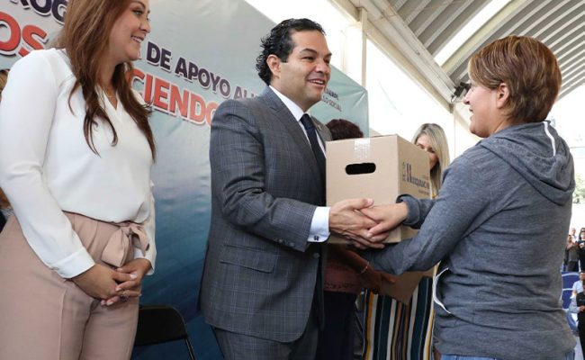 huixqui-entrega-apoyos-economicos