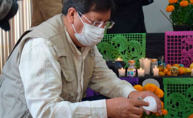 periodistas-ofrenda