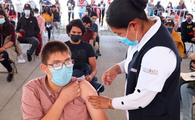 vacunar-adolescentes-Huixqui